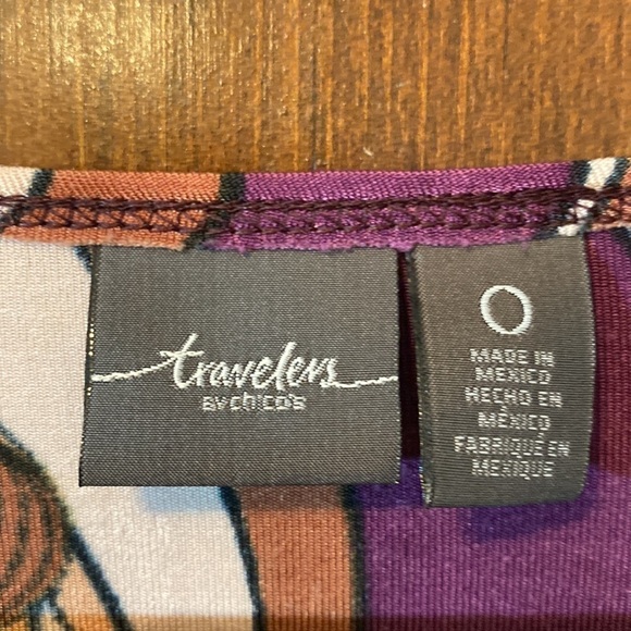 Chico’s Travelers Wrinkle Resistant Blouse. - Picture 5 of 6